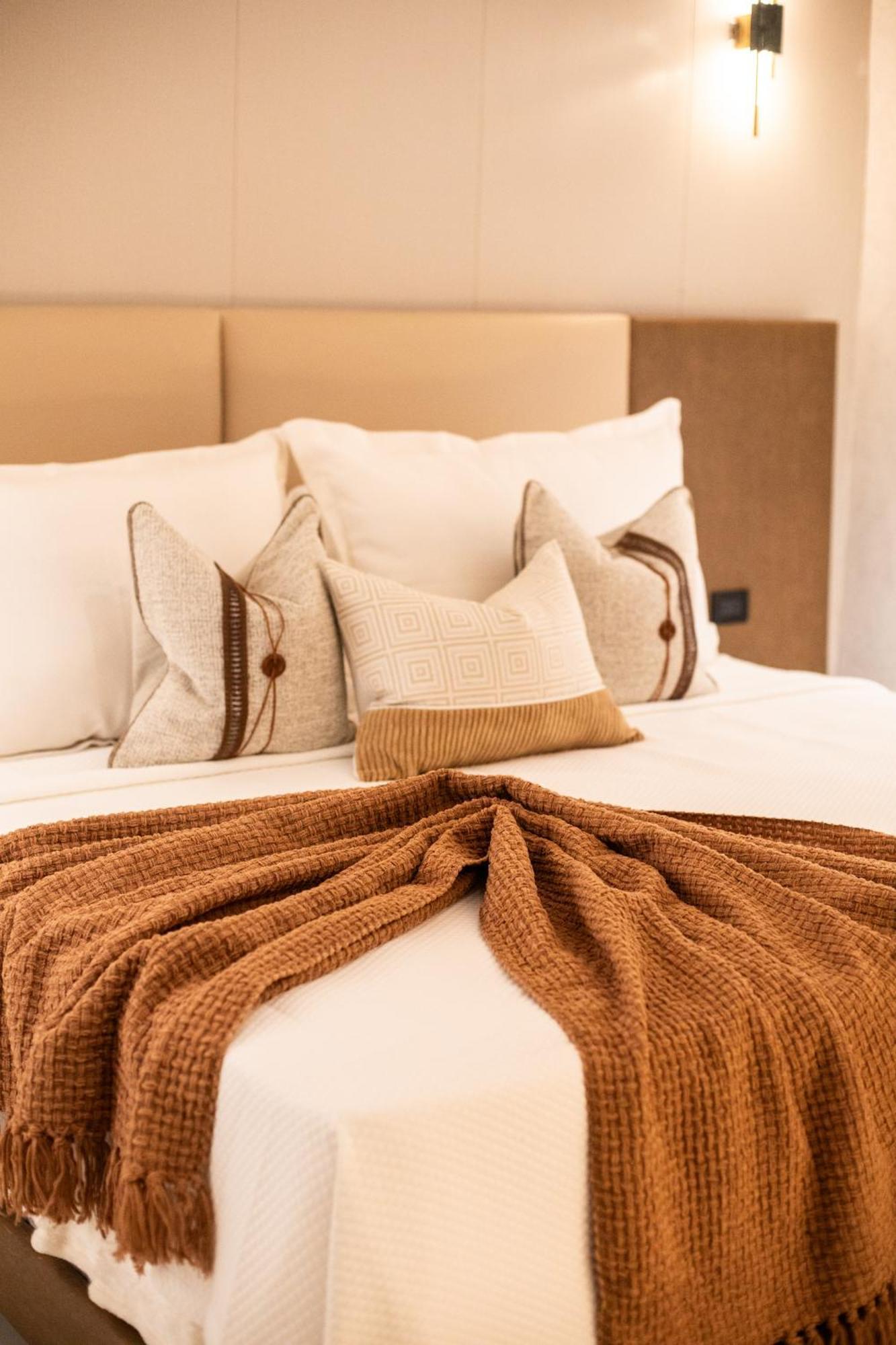 Lovera Hotel سانتياغو دي لوس كاباليروس المظهر الخارجي الصورة