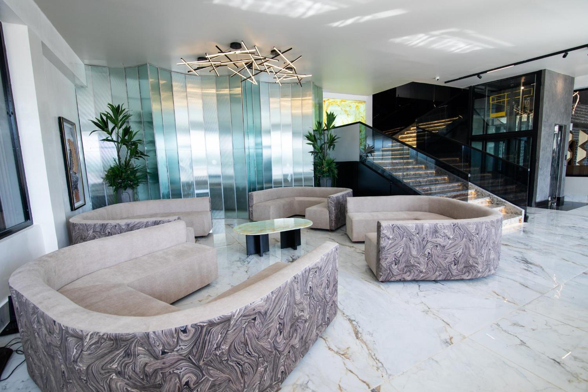 Lovera Hotel سانتياغو دي لوس كاباليروس المظهر الخارجي الصورة